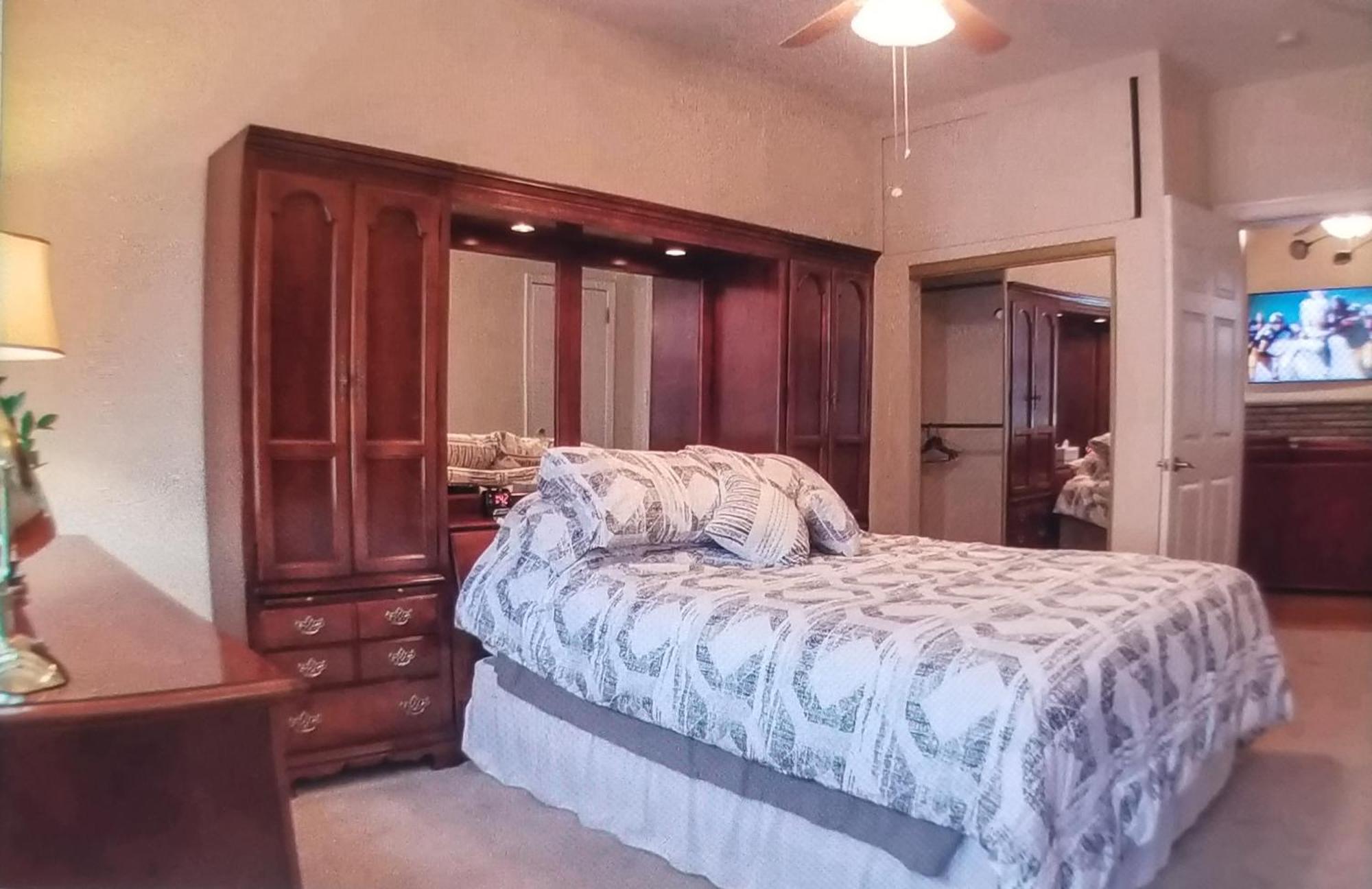 Mt Washington #1 On Grandview At Gazebo Park Apartment *